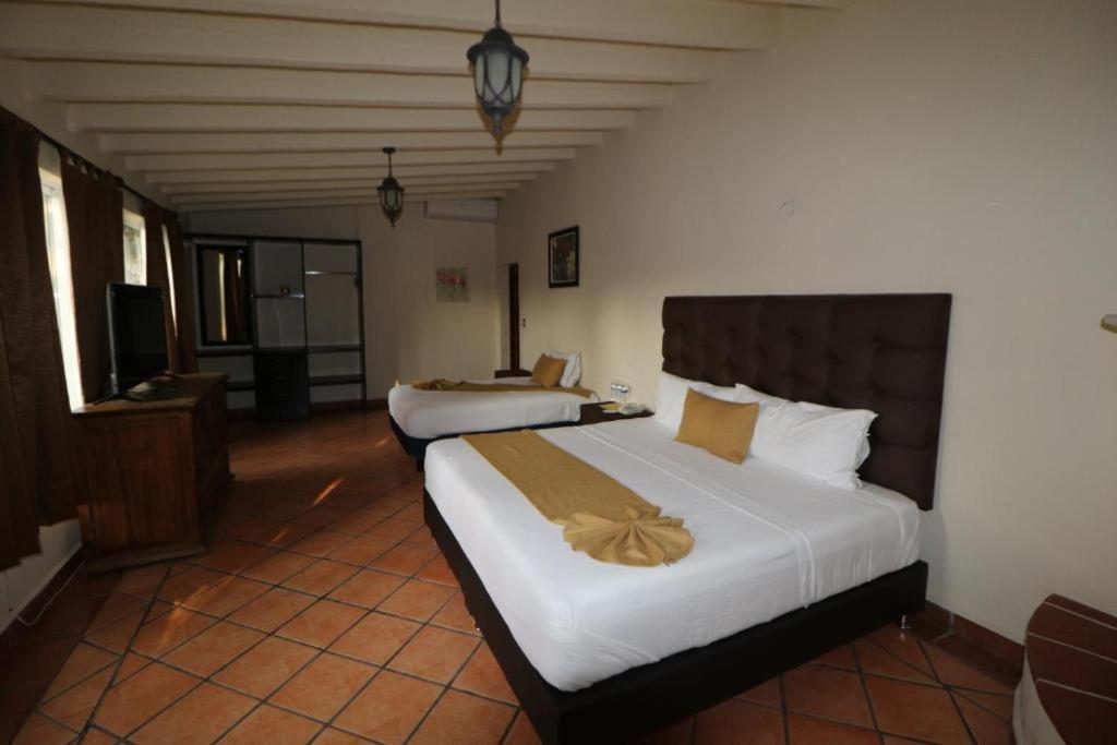 Casa Maria Emilia Hotel Куернавака Екстериор снимка