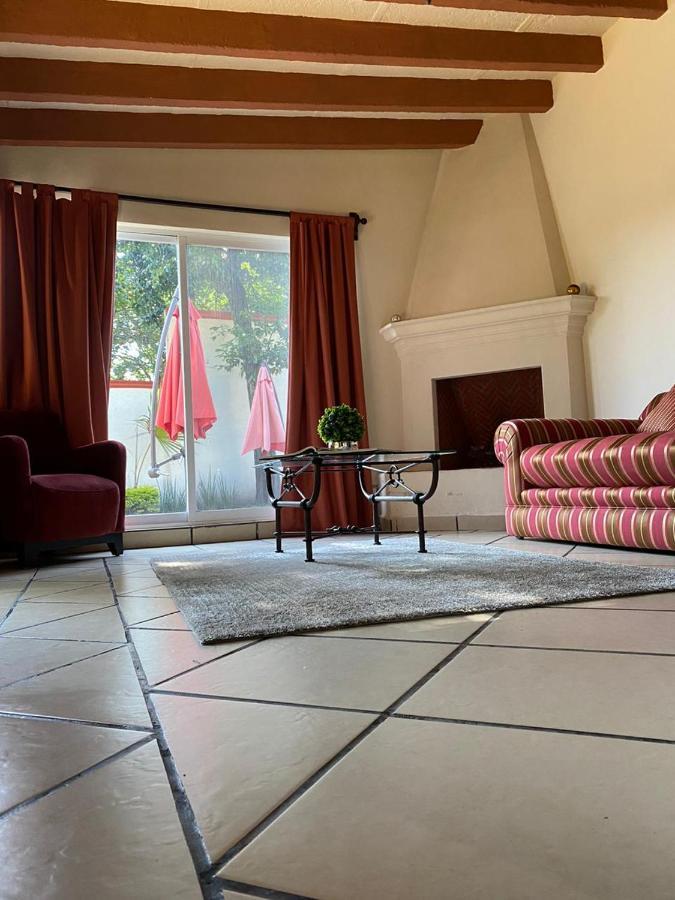 Casa Maria Emilia Hotel Куернавака Екстериор снимка
